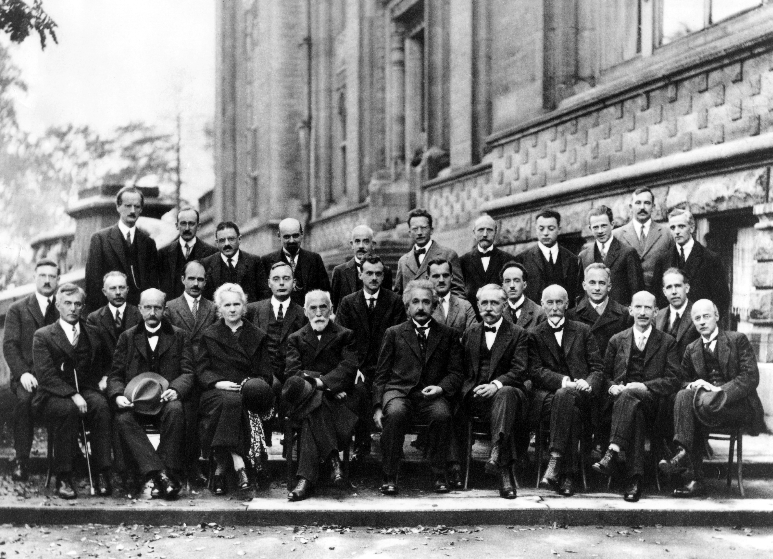 1927年第五届索尔维会议合影